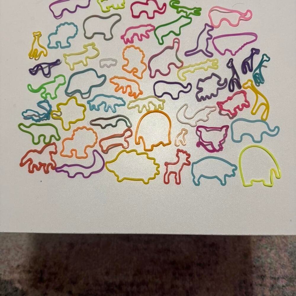 47 Assorted colorful Animal Silly Bands- Lot 5